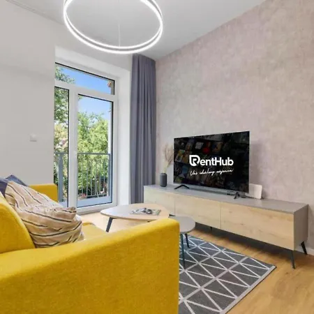 Modern Near Train Station With Balcony #7 *