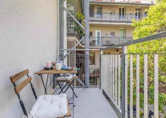 Appartement Novo Balcony Near Train Station Bratislava