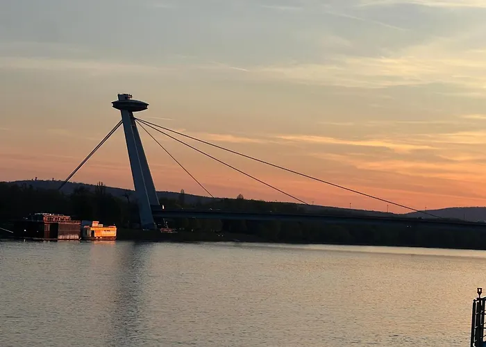 Apartment Novo Balcony Near Train Station *