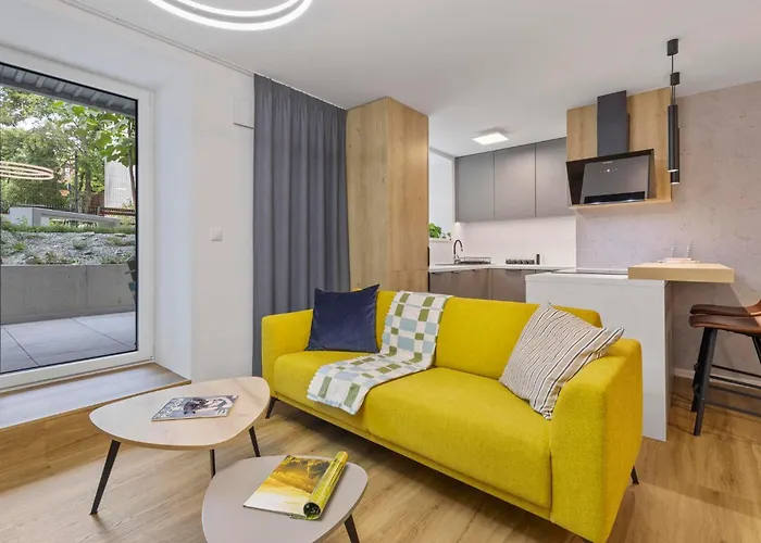 Appartement Novo Balcony Near Train Station