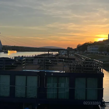 Apartamento Novo Balcony Near Train Station Bratislava