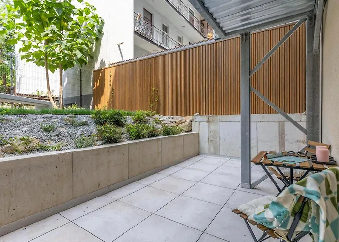 Novo Balcony Near Train Station * 브라티슬라바