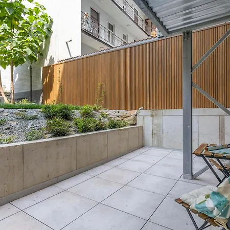 Novo Balcony Near Train Station * Μπρατισλάβα